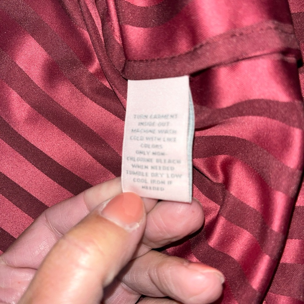 Cabernet Pink Striped Robe - Picture 11 of 13